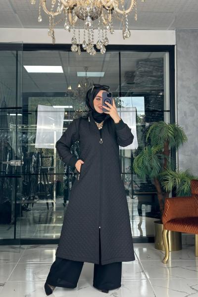 Vira Kapitone Mont Siyah