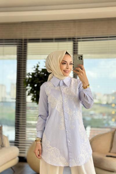 01-1237 Çizgili Ön Dantelli Gömlek Mavi