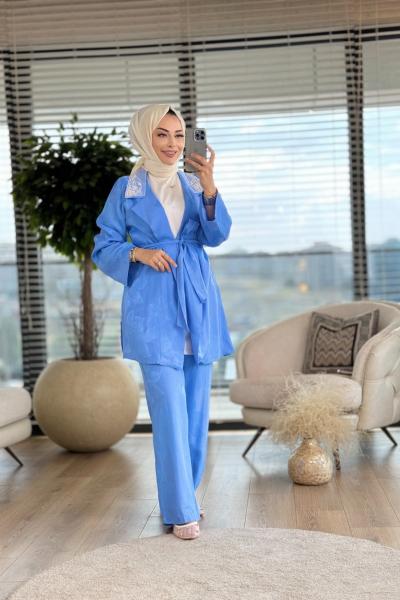 02-2096 Yakası Tül Üstü Boncuk İşlemeli Takım Mavi