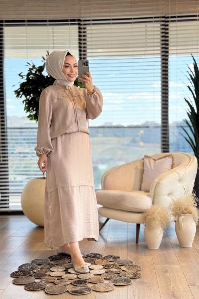 02-2530 Robası Şerit Parça Detaylı Fermuarlı Takım Vizon