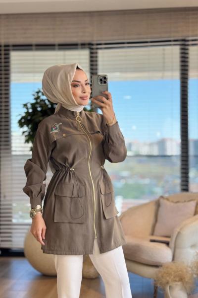 1298 Roba Parça Üstü Kuş Broş İşli Kap Haki