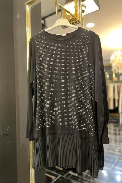 2070 Ön Taş Baskılı Eteği Şifon Piliseli Bluz Siyah