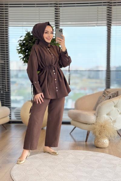 22678 Kolları Bağcıklı Metal Düğmeli Takım Kahve