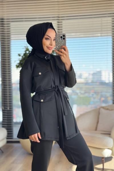 22764 Önü Dört Cep Kapaklı Takım Siyah