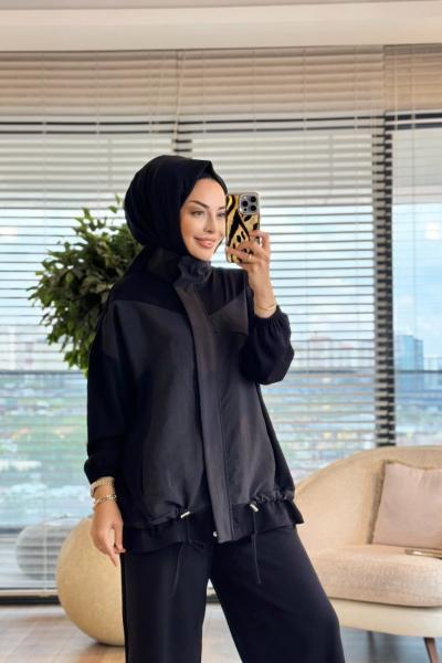 22850 Ön Üçgen Parçalı Fermuarlı Takım Siyah