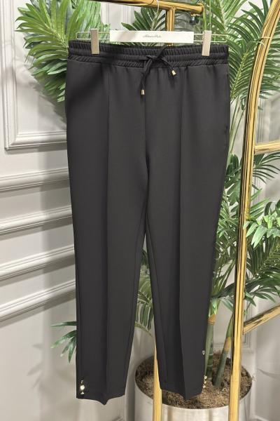25511 Paçası Üç Metal Düğmeli Pantolon Siyah