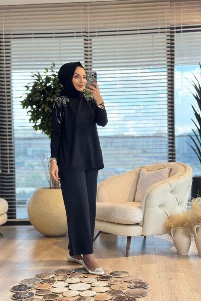 264 Omuzu Taşlı Yaprak Desenli Triko Tunik Siyah