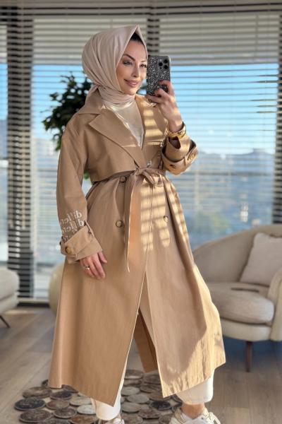 32139 Ön Arka Kol Yazı Baskılı Trenç Camel