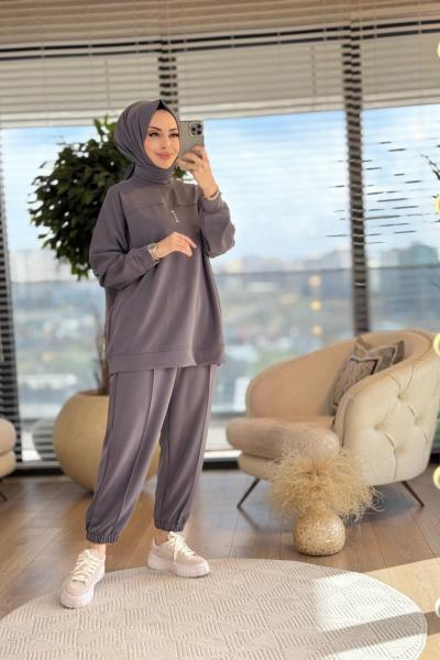 34382 Kesik Detaylı Ön Yazı Baskılı Takım Antrasit