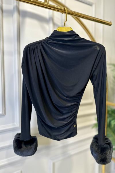 3922 Kolları Kürklü Bluz Siyah